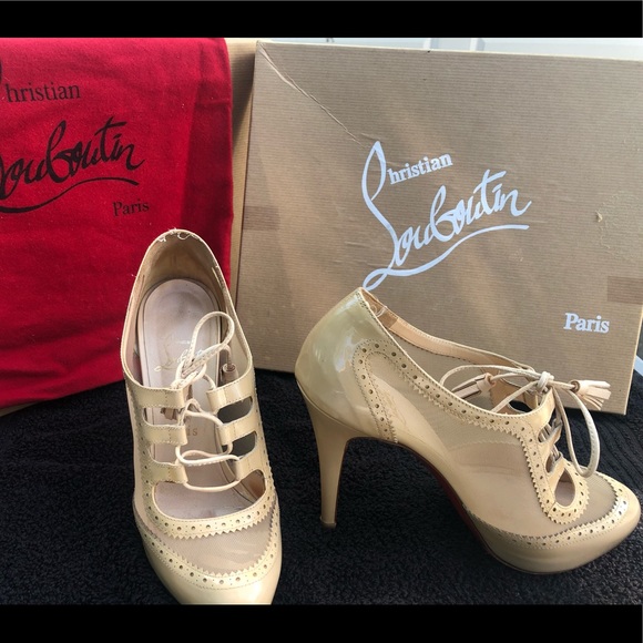 Christian Louboutin Authentic Red Bottom Heals - Picture 11 of 16